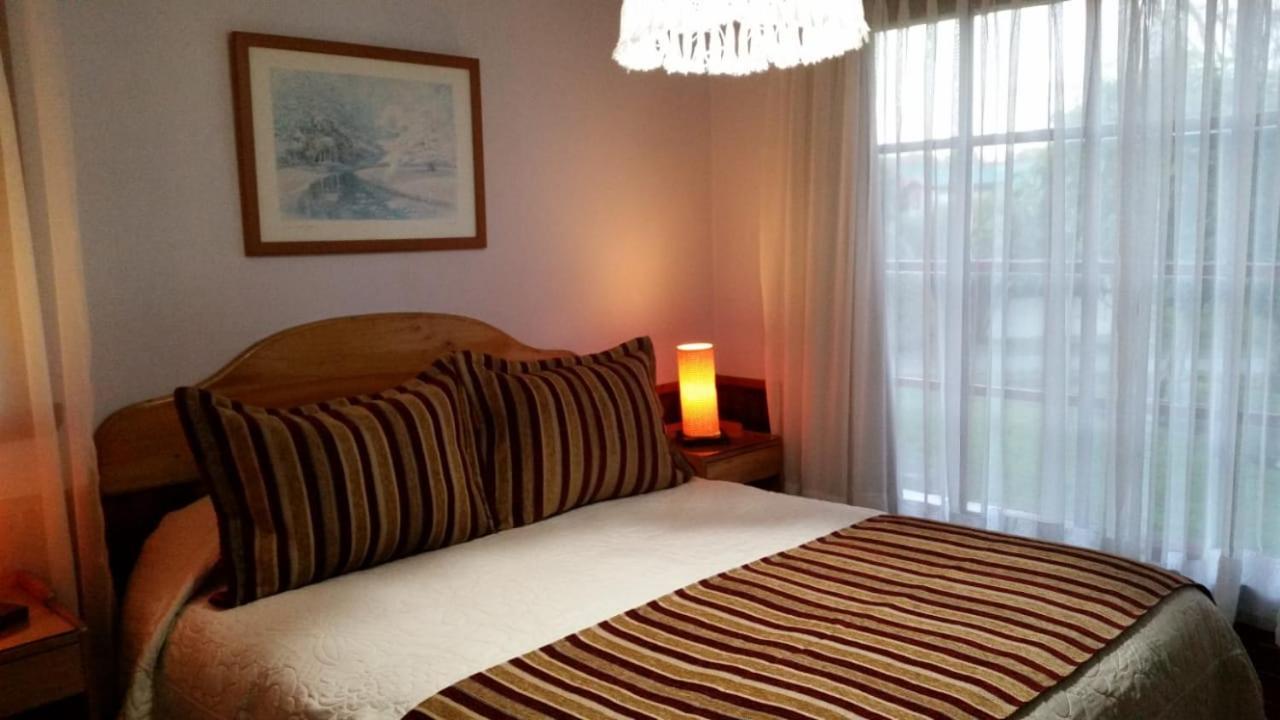 Hotel Y Cabanas Molino Viejo Puerto Varas Eksteriør bilde